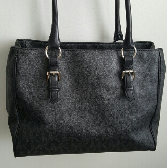 Michael Kors jet set MK black tote