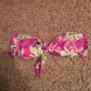 Pink bathing suit top! 🌷✨