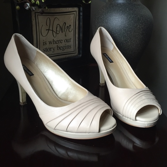 Alex Marie cream heels