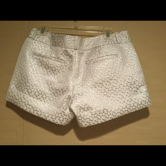 Shorts - Picture 2 of 3
