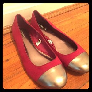BRAND NEW Magenta Flats