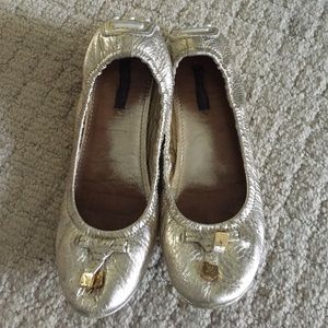 Louis Vuitton flats