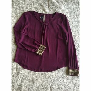 Maroon/Eggplant Studded-Sleeve Top
