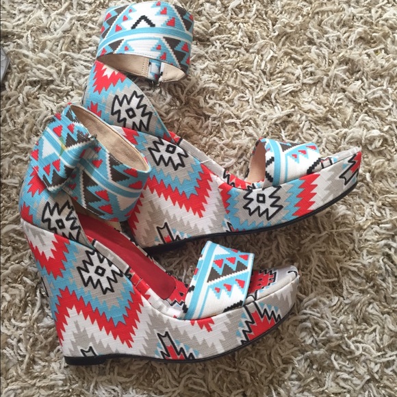 Theodora & Callum Stuart Weitzman wedges