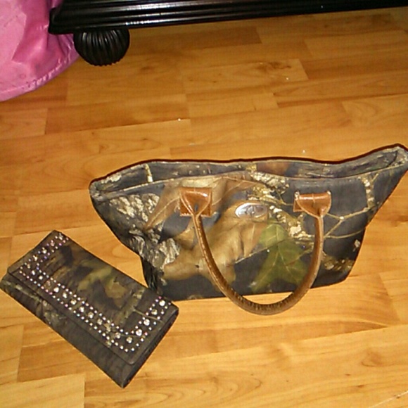 Purse and wallet