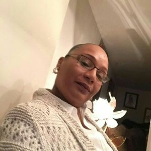 Meet your Posher, Carmen