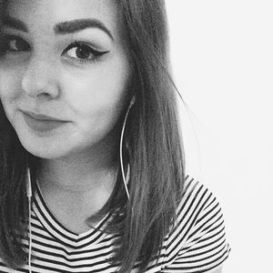 Meet your Posher, Abby