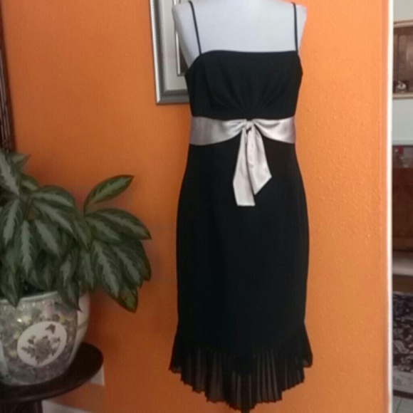 Elegant Dress De Laru