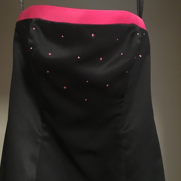 Evening gown - Picture 1 of 4