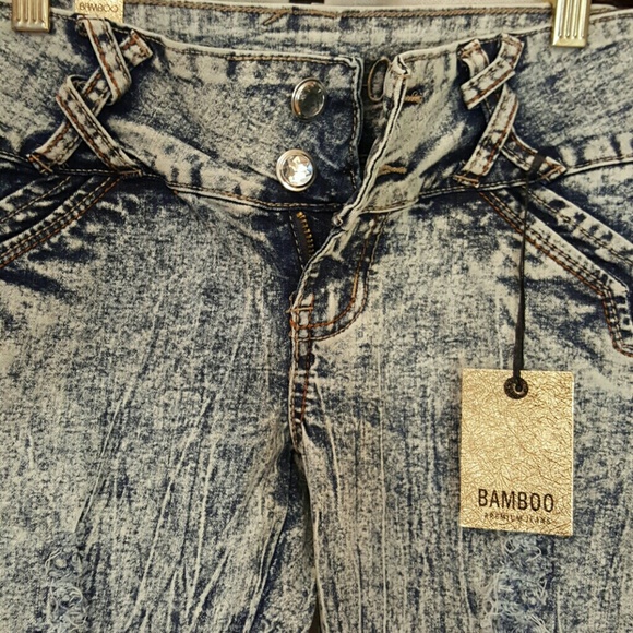 Jeans - Picture 2 of 2