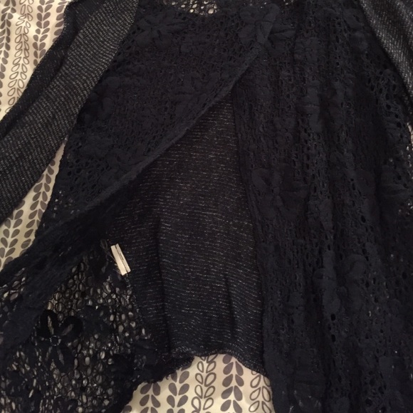 Shirt - Picture 3 of 4