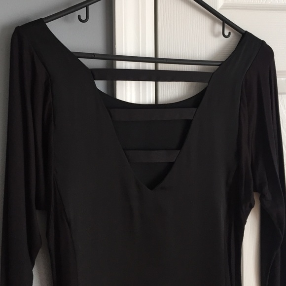 BCBGeneration Long-sleeved LBD - Picture 3 of 4