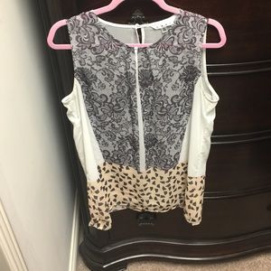 ***SOLD***Cabi Ladylike Tunic Top size Medium