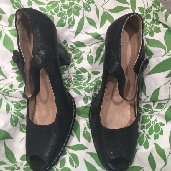 Born heels !! Open toe