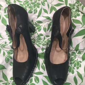 Born heels !! Open toe