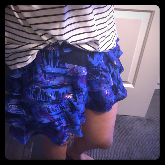 Fun blue patterned ruffled mini