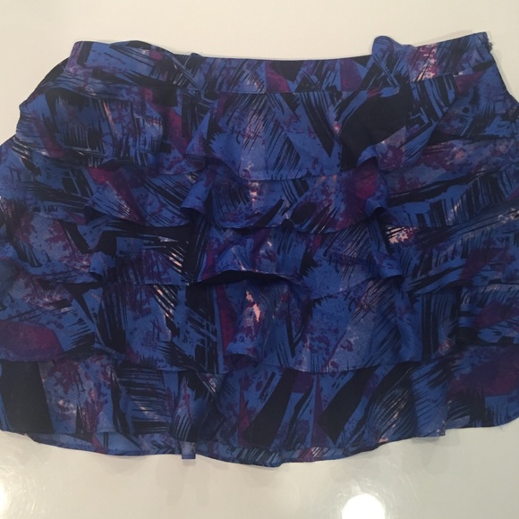 Fun blue patterned ruffled mini - Picture 2 of 2