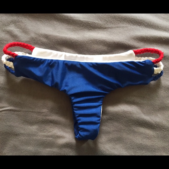 Reversible bikini bottom - Picture 1 of 3