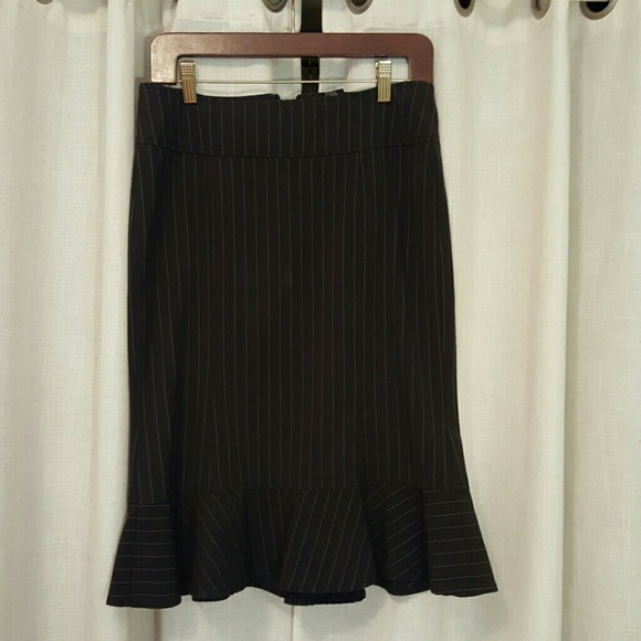 Ruffle skirt