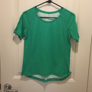 Green lululemon running shirt size 8