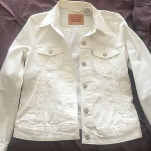 Levis white jean jacket, worn twice.