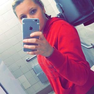 Meet your Posher, Hailey