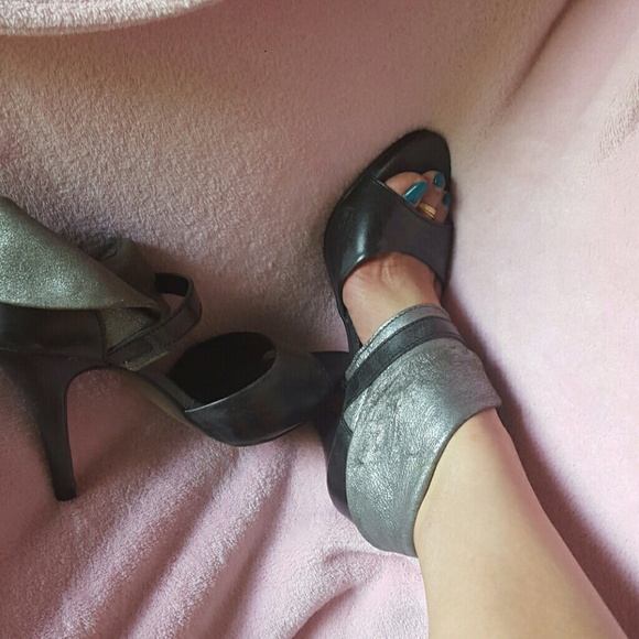 Cute high heel sandals - Picture 3 of 4