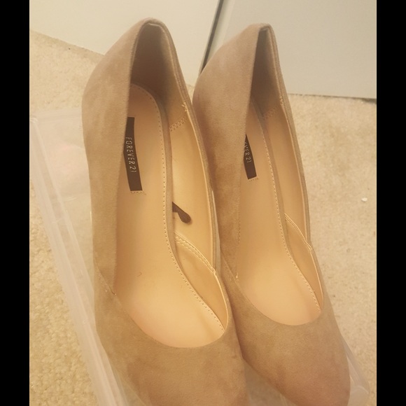 Tan suede kitten heels
