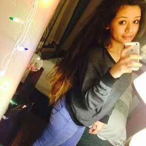 Meet your Posher, Alondra