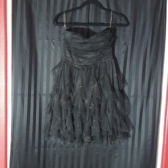 Strapless promdress - Picture 1 of 1