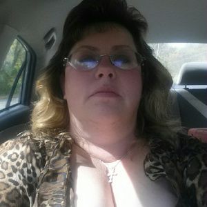 Meet your Posher, Leann