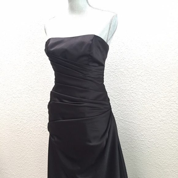 David's Bridal gem of the ball - Picture 4 of 4