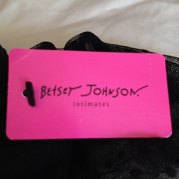 NWT Betsy Johnson Garter.  Size M - Picture 3 of 4