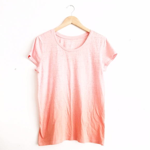 GAP Tops - GAP Ombré Crew Neck Short Sleeve T-Shirt