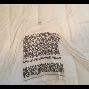 Medium Old Navy white shirt, 3/4 sleeves