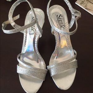 Silver Sizzle by Coloriffics Prom/Wedding Shoes