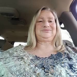 Meet your Posher, Linda