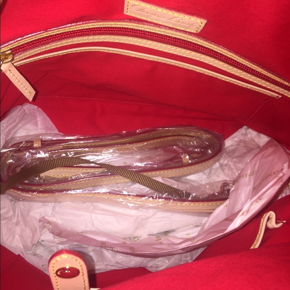🔴SOLD🔴🌺Dooney and Burke Large Satchel 🌺 - Picture 4 of 4