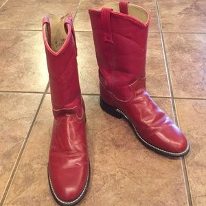 Ladies Cowboy boots. ROPERS. Barely worn.