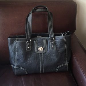 Coach, large shoulder bag, excellent condition