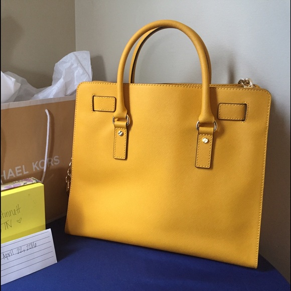 💛Michael Kors Large Hamilton in Sun Yellow💛 - Picture 2 of 4