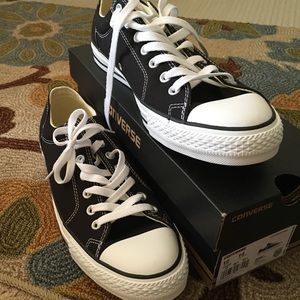 Converse All Star, Women's Size 12 (Men's 10)