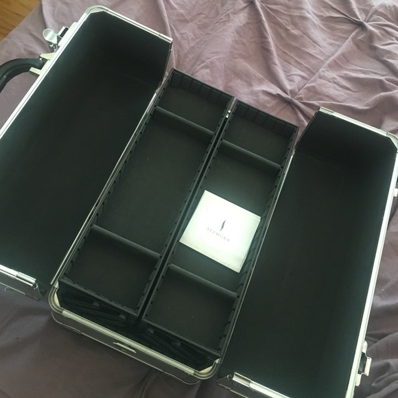 Sephora Travel Aluminum Case - Picture 2 of 4