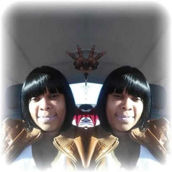 Meet your Posher, Tomeka - Picture 1 of 1