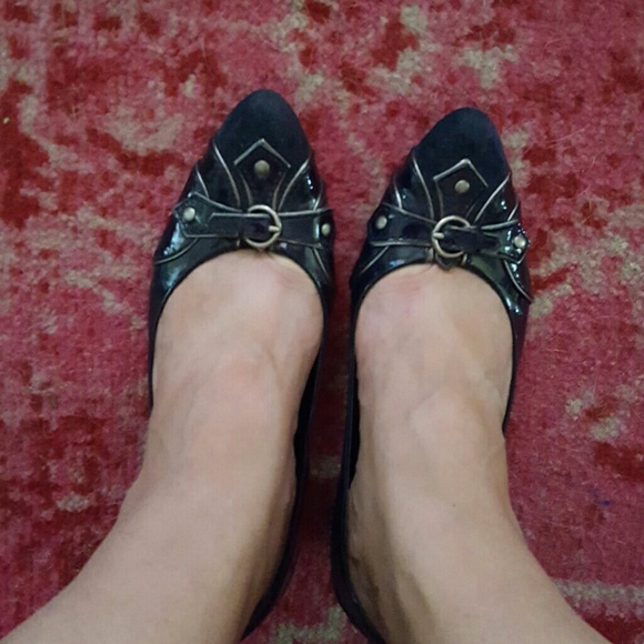 Sam Edelman Navy Suede and Patent Kitten Heel