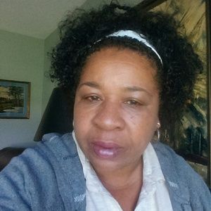 Meet your Posher, Brenda