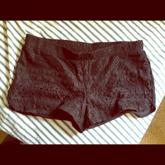 Forever 21 cute black shorts