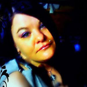 Meet your Posher, Dayna