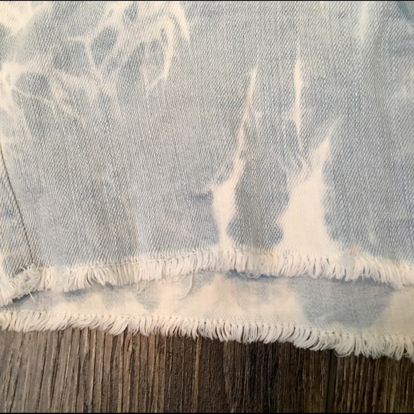 Mossimo | denim bleached shorts - Picture 3 of 4