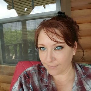 Meet your Posher, Candice